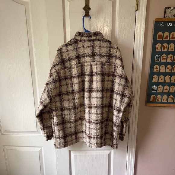 Plaid Button-Up Jacket - Picture 3 of 3